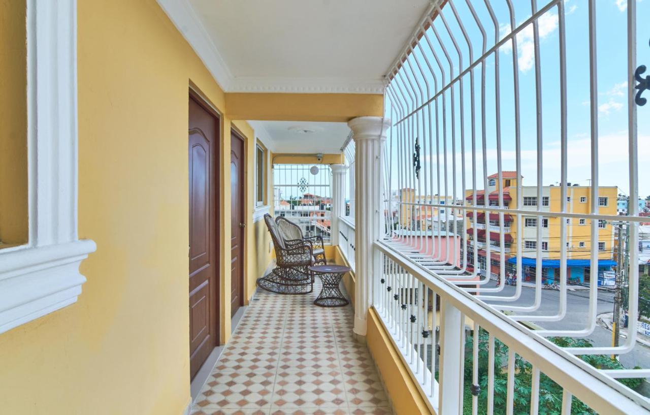 Bnb Tropical Island Aparthotel - Corales Del Sur - Santo Domingo Este エクステリア 写真