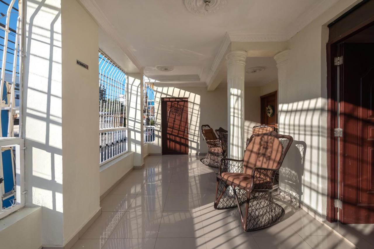 Bnb Tropical Island Aparthotel - Corales Del Sur - Santo Domingo Este エクステリア 写真