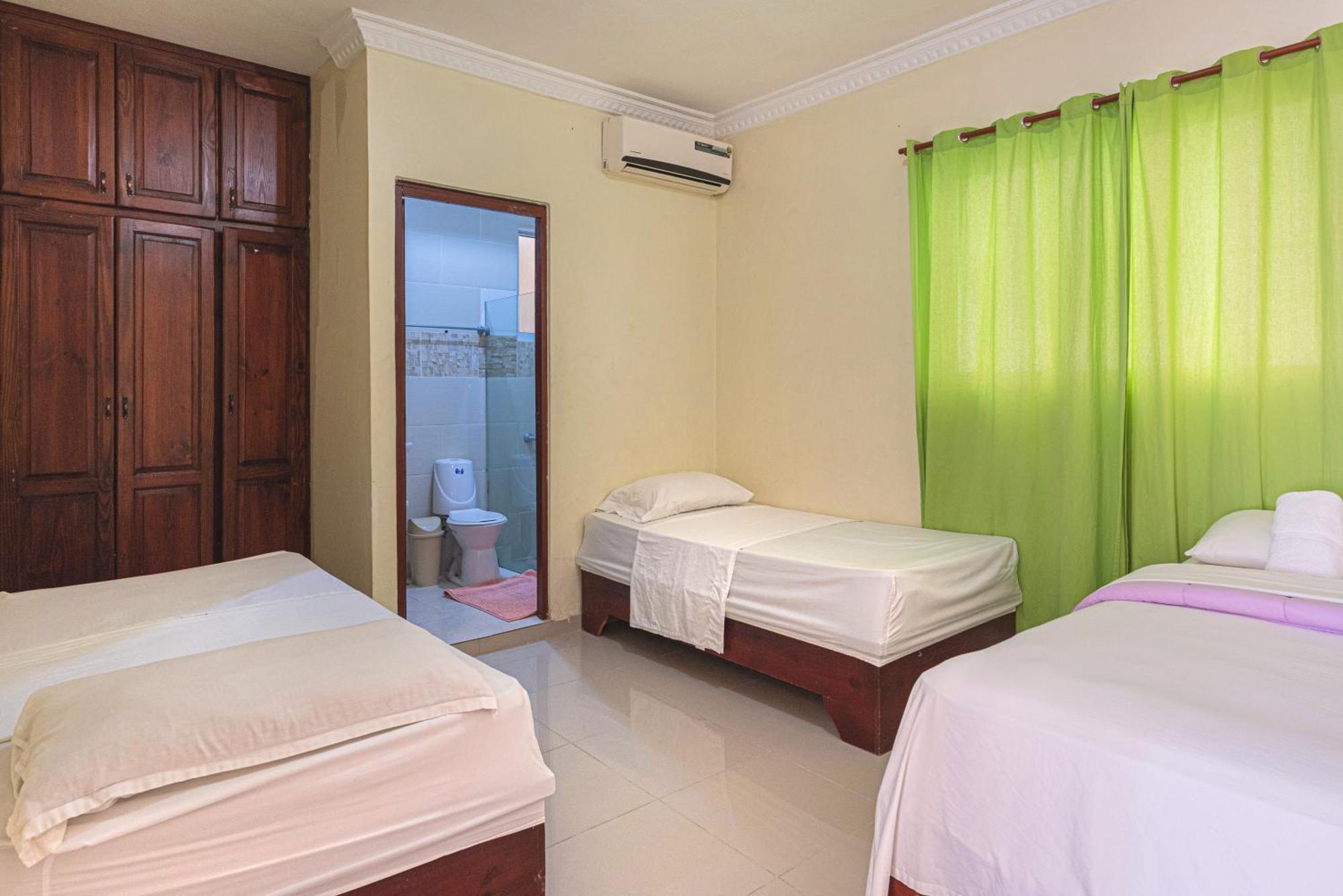Bnb Tropical Island Aparthotel - Corales Del Sur - Santo Domingo Este エクステリア 写真